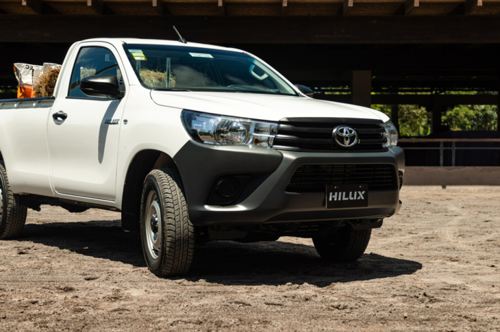 HILUX CABINA SENCILLA