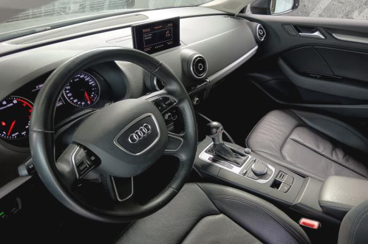 AUDI A3 2016 84,623 kms.