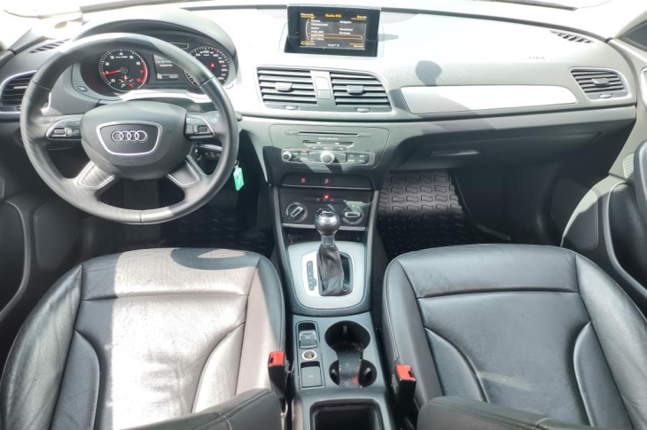 AUDI Q3 2015 58,781 kms.