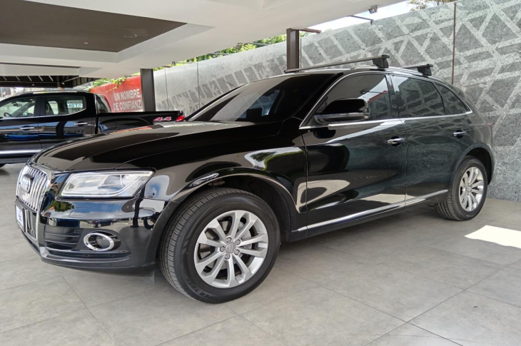 AUDI Q5 2015 60,444 kms.