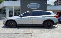 BMW X1 SDRIVE 18D 2017 88,429 kms.