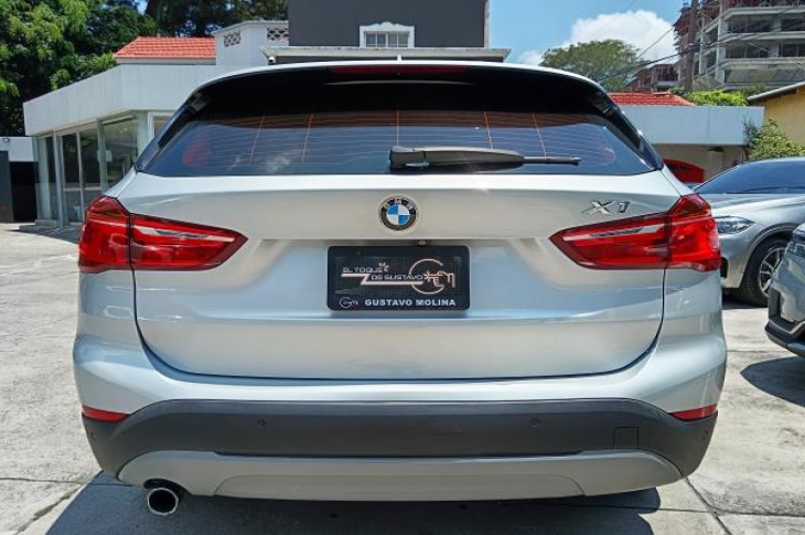 BMW X1 SDRIVE 18D 2017 88,429 kms.