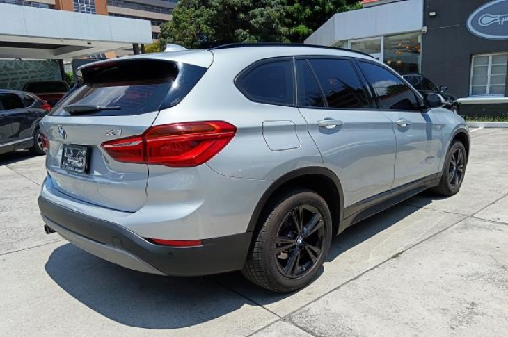 BMW X1 SDRIVE 18D 2017 88,429 kms.