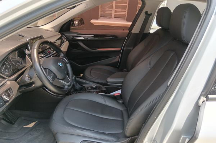BMW X1 SDRIVE 18D 2017 88,429 kms.