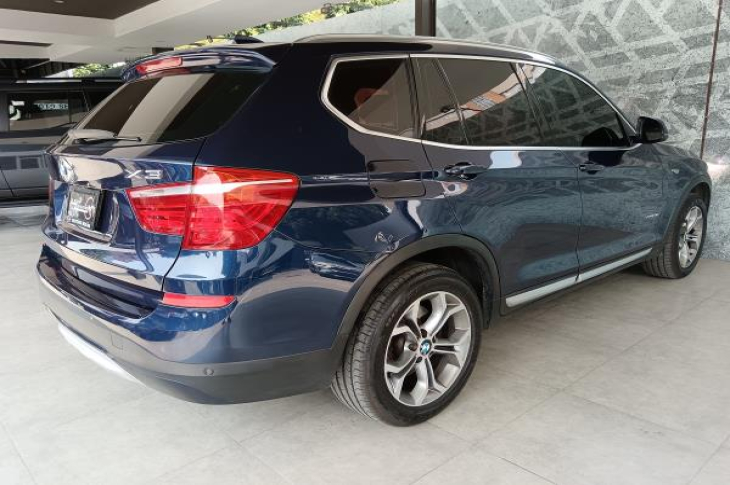 BMW X3 XDRIVE20D 2016 85,467 kms.
