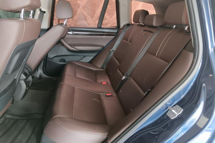 BMW X3 XDRIVE20D 2016 85,467 kms.