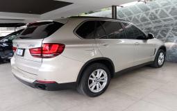 BMW X5 SDRIVE25D 2017 74,842 kms.