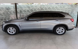 BMW X5 XDRIVE30D 2015 61,877 kms.