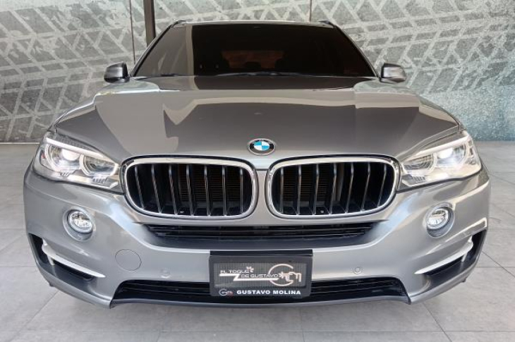 BMW X5 XDRIVE30D 2015 61,877 kms.