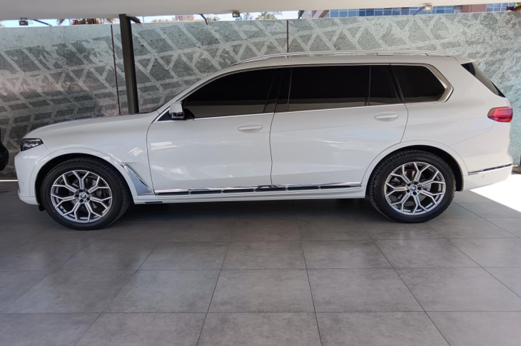 BMW X7 XDRIVE40I 2020 58,945 kms.