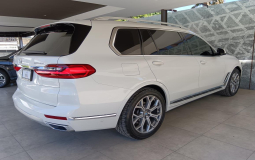 BMW X7 XDRIVE40I 2020 58,945 kms.