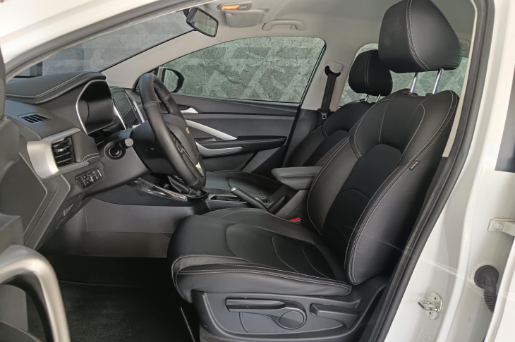 CHEVROLET CAPTIVA LT 2022 40,085 kms.