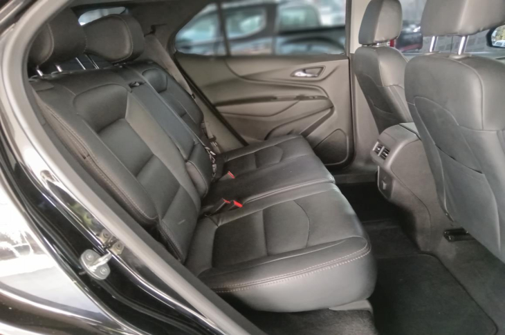 CHEVROLET EQUINOX LS 2020 61,008 kms.