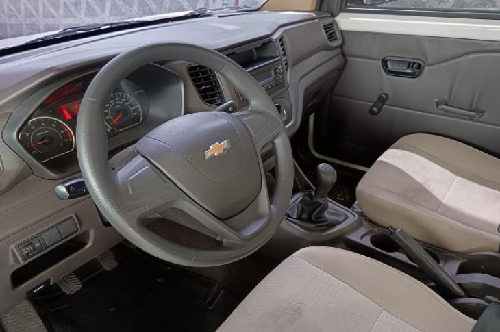 CHEVROLET N400 MAX 2023 17,271 kms.
