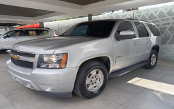 CHEVROLET TAHOE 2012 185,239 kms.