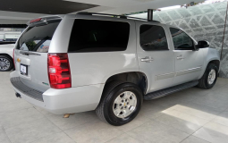 CHEVROLET TAHOE 2012 185,239 kms.