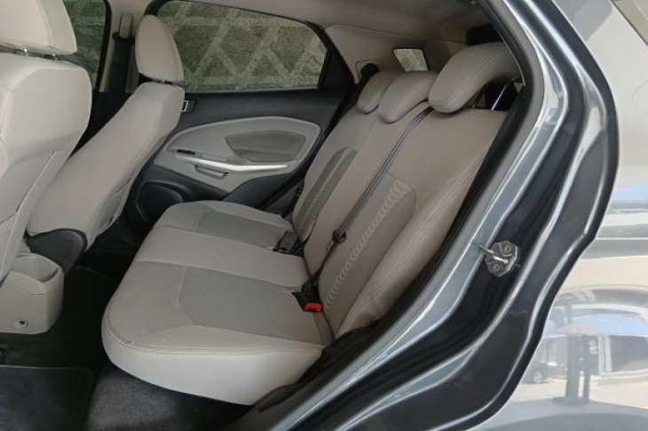 FORD ECOSPORT 2015 57,840 kms.