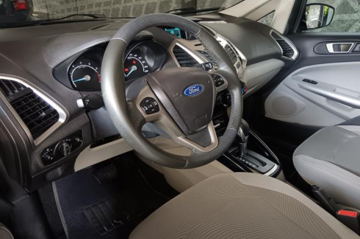 FORD ECOSPORT 2015 57,840 kms.