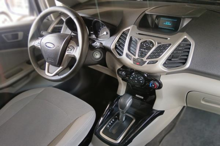 FORD ECOSPORT 2015 57,840 kms.
