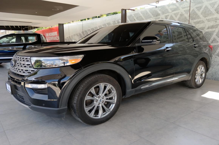 FORD EXPLORER LIMITED 2021 29,114 kms.