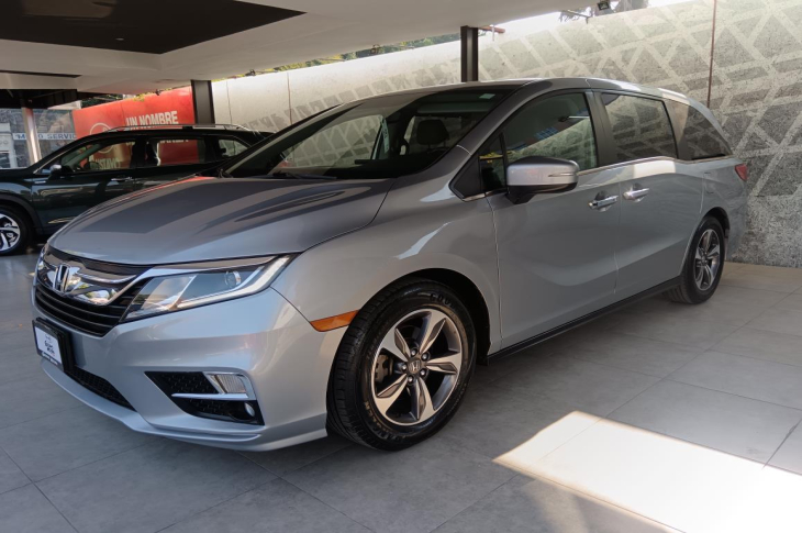 HONDA ODYSSEY EXL 5DR AT 2018 76,911 kms.