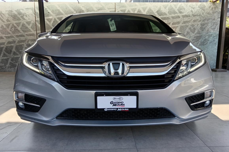 HONDA ODYSSEY EXL 5DR AT 2018 76,911 kms.