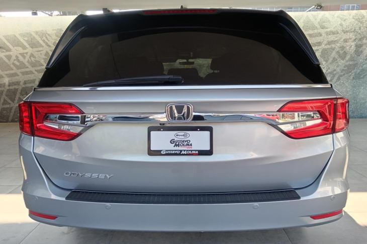 HONDA ODYSSEY EXL 5DR AT 2018 76,911 kms.