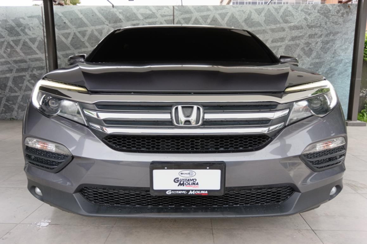 HONDA PILOT EXL 5DR 4WD AT 2016 72,758 kms.