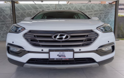 HYUNDAI SANTA FE GLS 2017 57,757 kms.