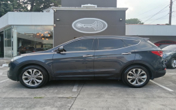 HYUNDAI SANTA FE 2014 160,170 kms.