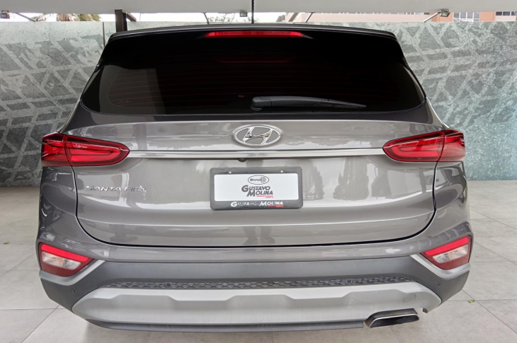 HYUNDAI SANTA FE 2020 73,310 kms.