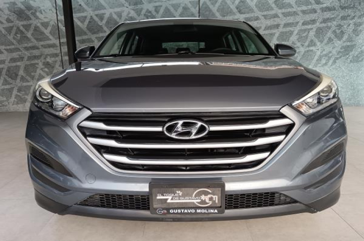 HYUNDAI TUCSON 2018 87,475 kms.