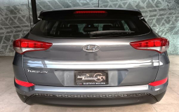 HYUNDAI TUCSON 2018 87,475 kms.