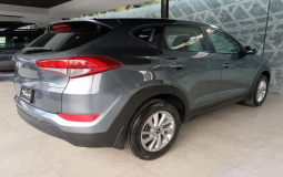 HYUNDAI TUCSON 2018 87,475 kms.