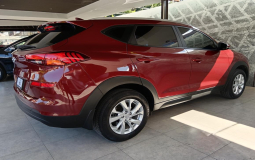 HYUNDAI TUCSON 2020 87,233 kms.