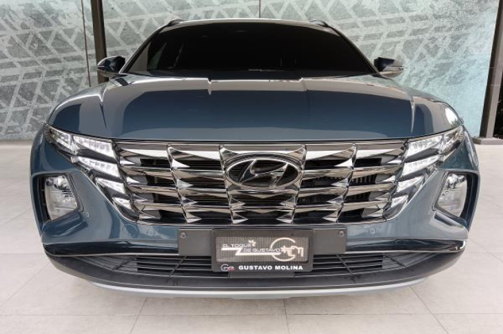 HYUNDAI TUCSON 2025 18,710 kms.