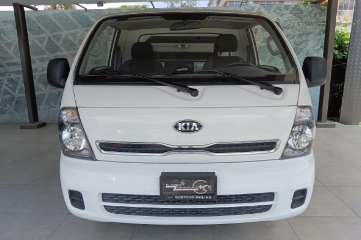 KIA K2700 2022 52,662 kms.
