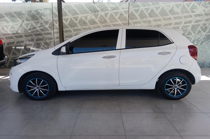 KIA PICANTO EX 2019 33,652 kms.