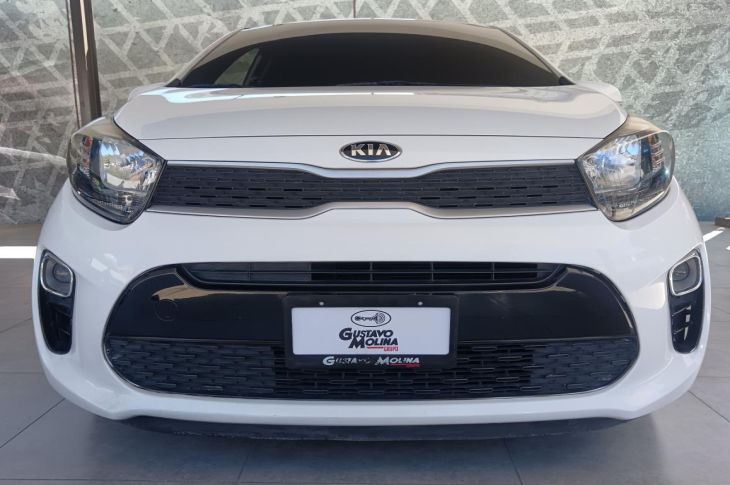 KIA PICANTO EX 2019 33,652 kms.