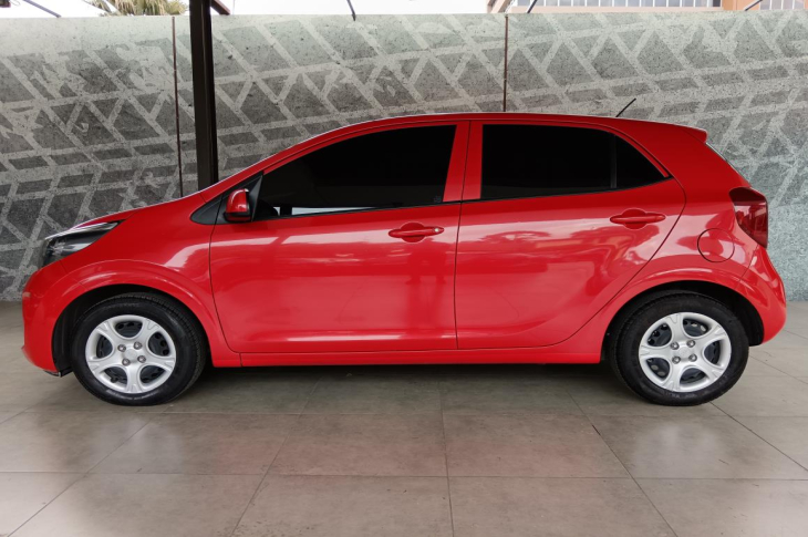 KIA PICANTO LX 2020 68,010 kms.