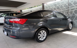 KIA RIO LX 2015 87,698 kms.