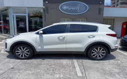 KIA SPORTAGE EX 2018 97,520 kms.