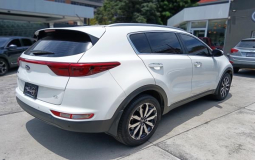 KIA SPORTAGE EX 2018 97,520 kms.