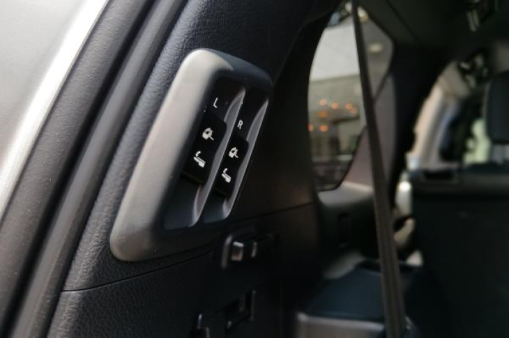 LEXUS GX460 2022 42,779 kms.