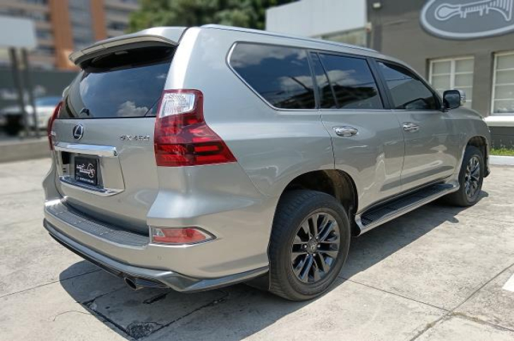 LEXUS GX460 2022 42,779 kms.