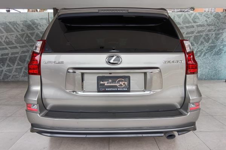 LEXUS GX460 2022 43,869 kms.