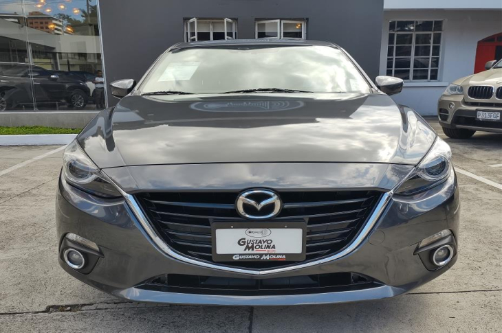 MAZDA 3 HATCHBACK R AUTOMATICO 2017 93,031 kms.