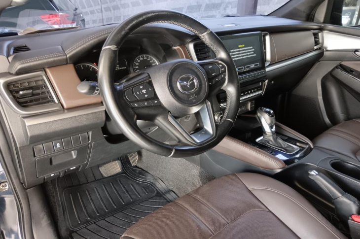 MAZDA BT-50 2023 42,585 kms.