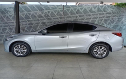 MAZDA MAZDA2 2023 27,816 kms.