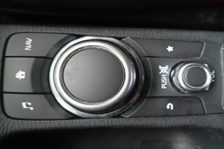 MAZDA MAZDA2 2023 27,816 kms.